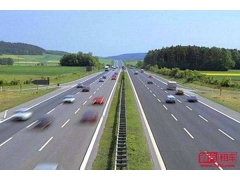 高速公路超速比普通公路严重 高速公路超速比普通公路严重