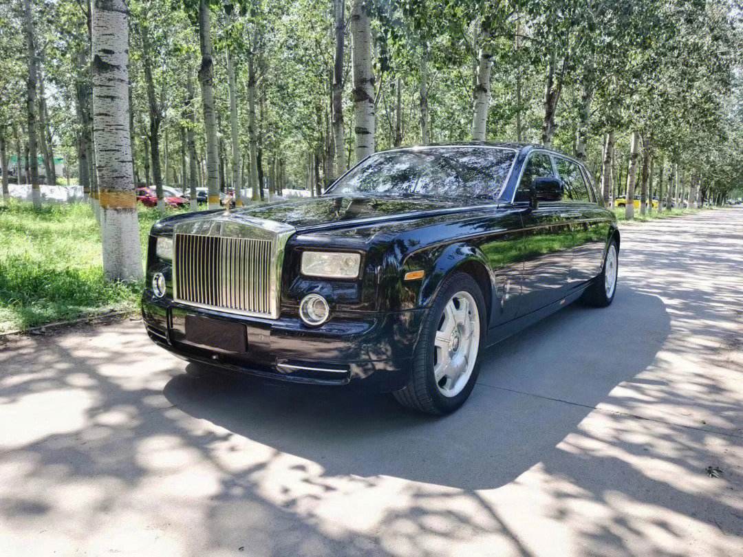 北京旅游商务租什么车？劳斯莱斯幻影租车多少钱一天？