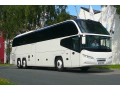 50座左右大巴车接送机包车带司机多少钱一趟？