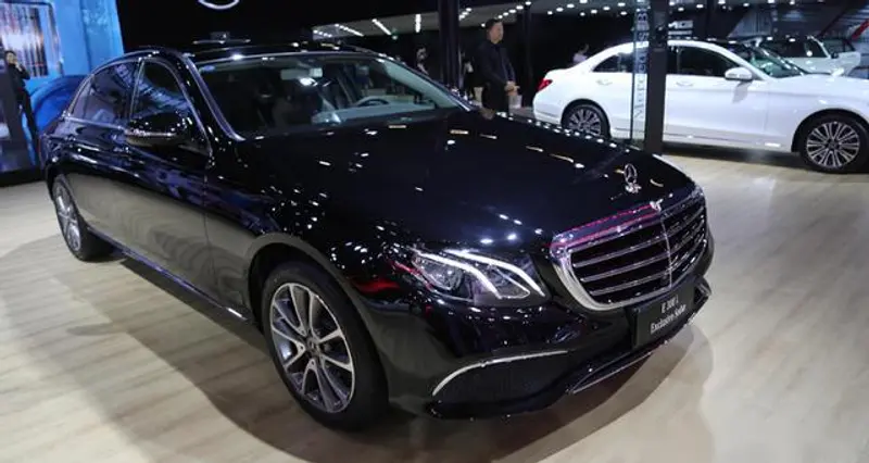 北京旅游商务租什么车？奔驰E300L租车多少钱一天？