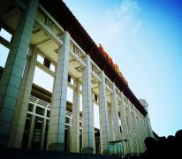 博物馆包车，大巴租车带司机到博物馆包车一日游接送费用