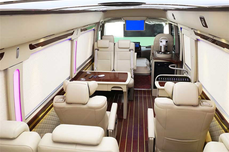 北京出游租15人左右【豪华型】考斯特一天费用多少?