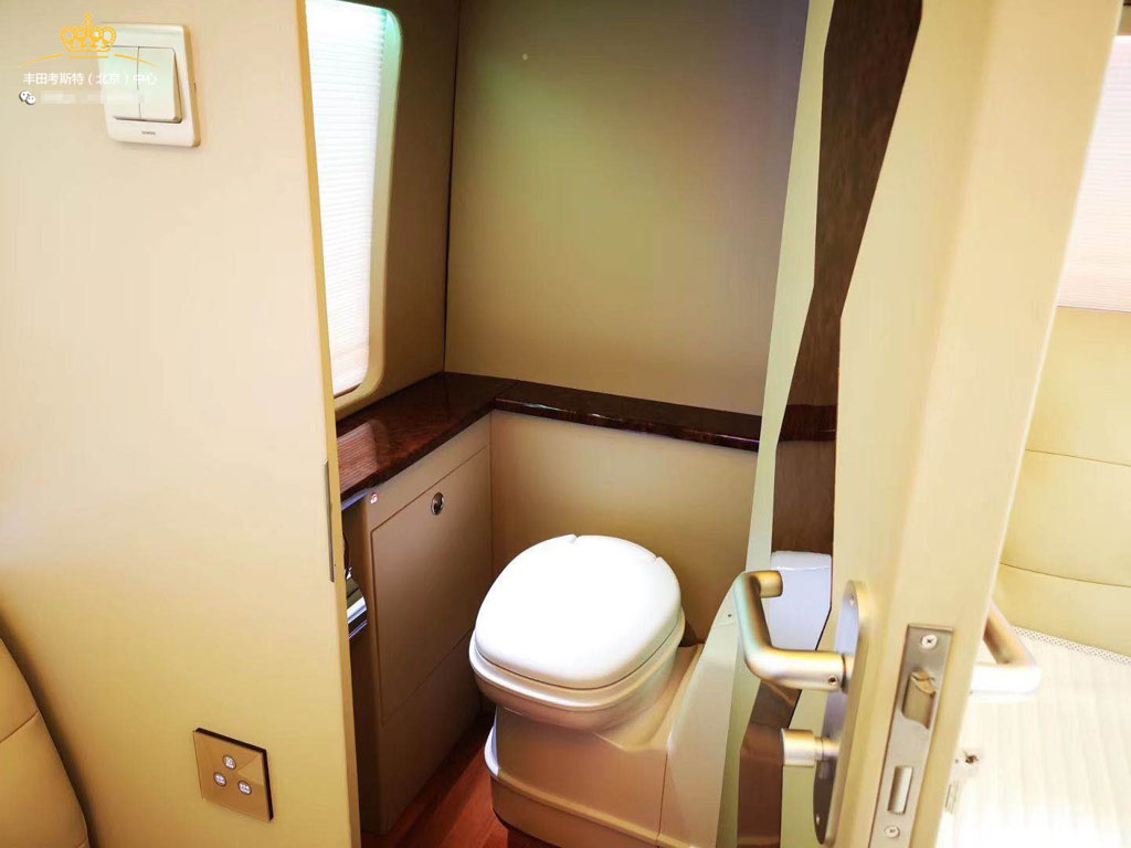 北京考斯特豪华版(10座商务车)租车报价多少?