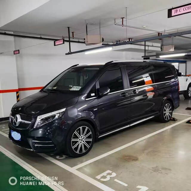 北京租奔驰系列商务车一天价格 租车电话：400-900-9904